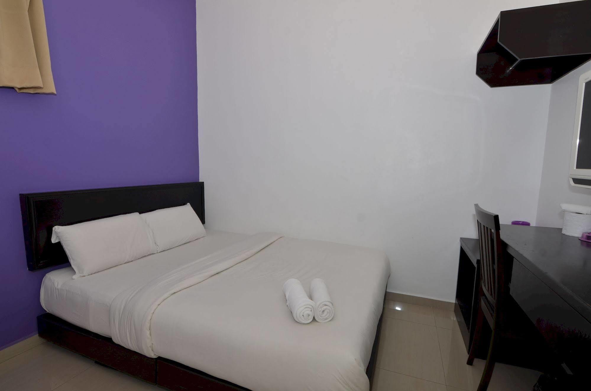 Hotel Alam Indi Johor Bahru Exterior photo